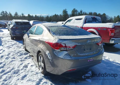 2013 Hyundai Elantra Gls from USA, damaged, VIN 5NPDH4AE1DH374945